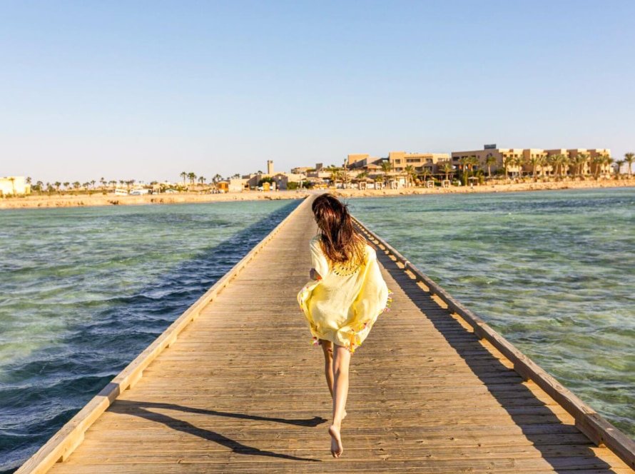 Wonderful-pictures-of-a-girl-from-one-of-the-beaches-of-Hurghada